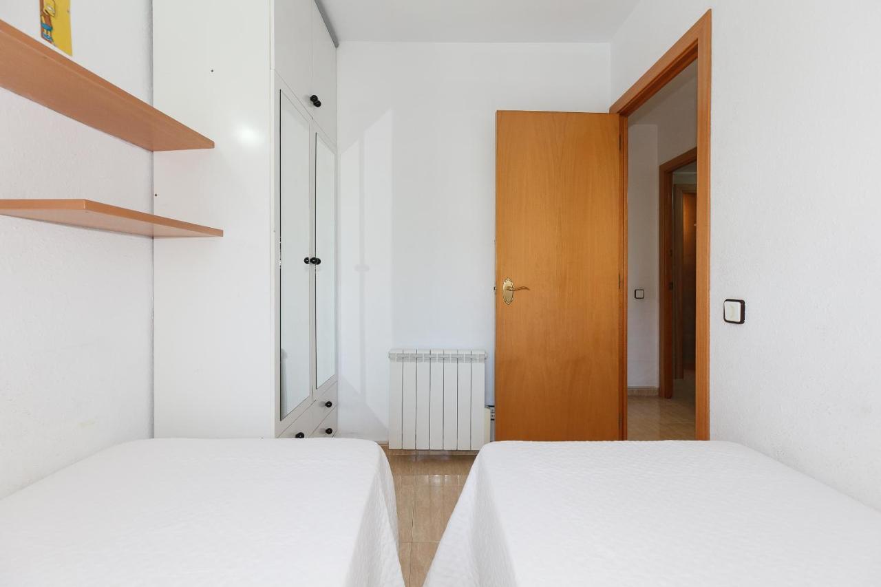 Uhc Marathon Apartments Салоу Екстериор снимка