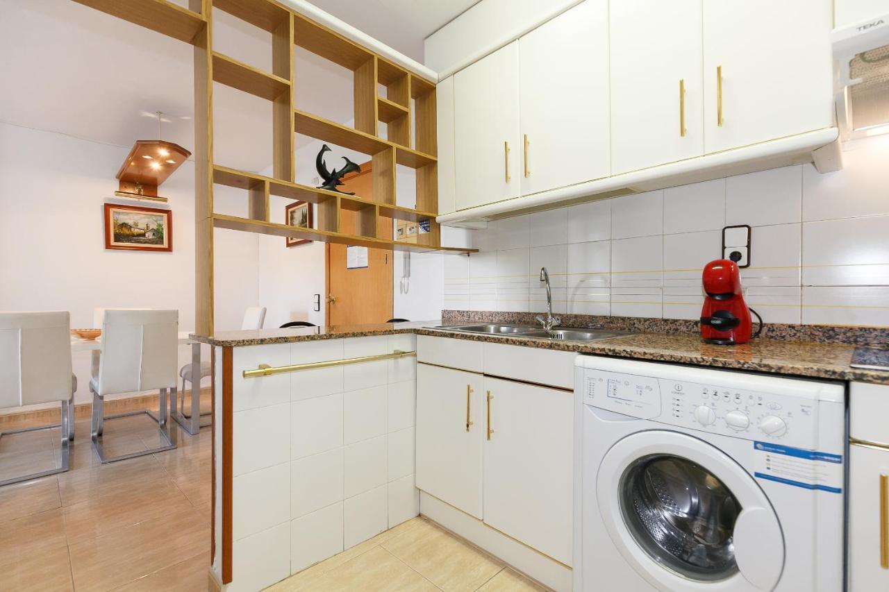 Uhc Marathon Apartments Салоу Екстериор снимка